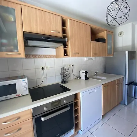 Appartamento Climatise Avec Terrasse Et Parking Centre *